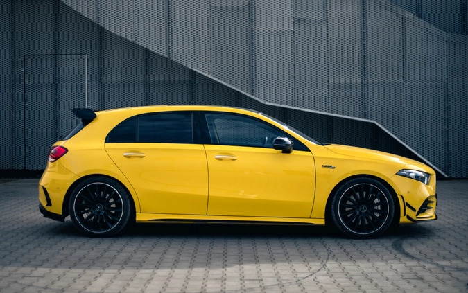 Mercedes-Benz Klasa A cena 179000 przebieg: 57192, rok produkcji 2019 z Poznań małe 742
